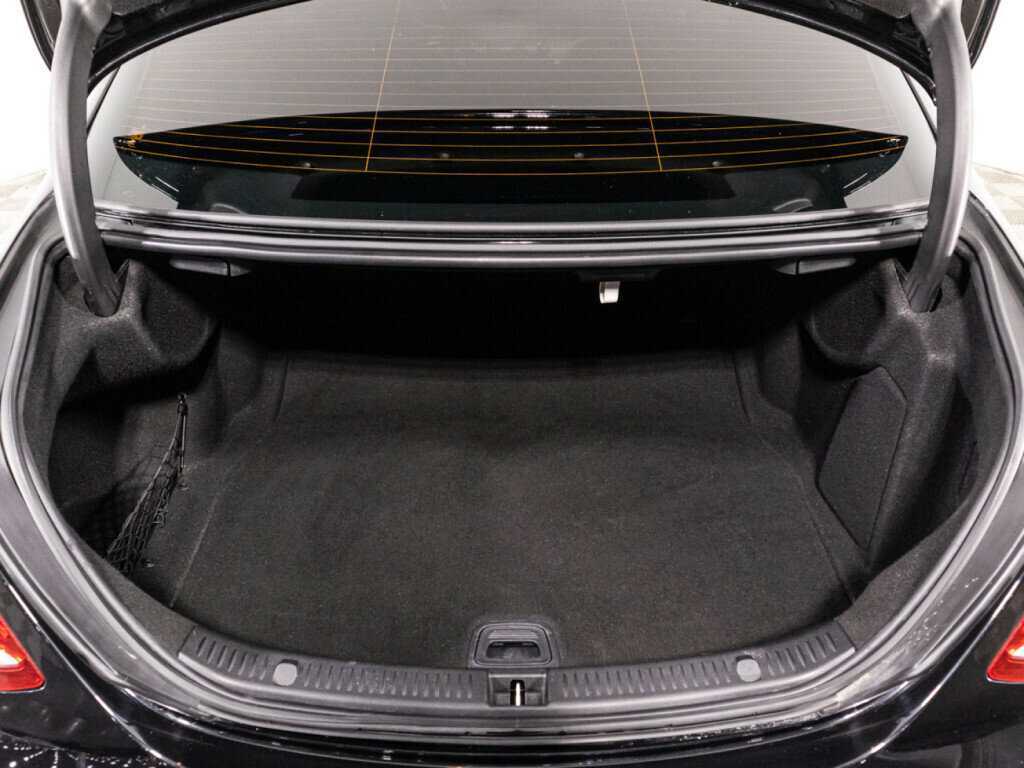 Mercedes-Benz E-Класс с пробегом — 2018 год. Фото: #14