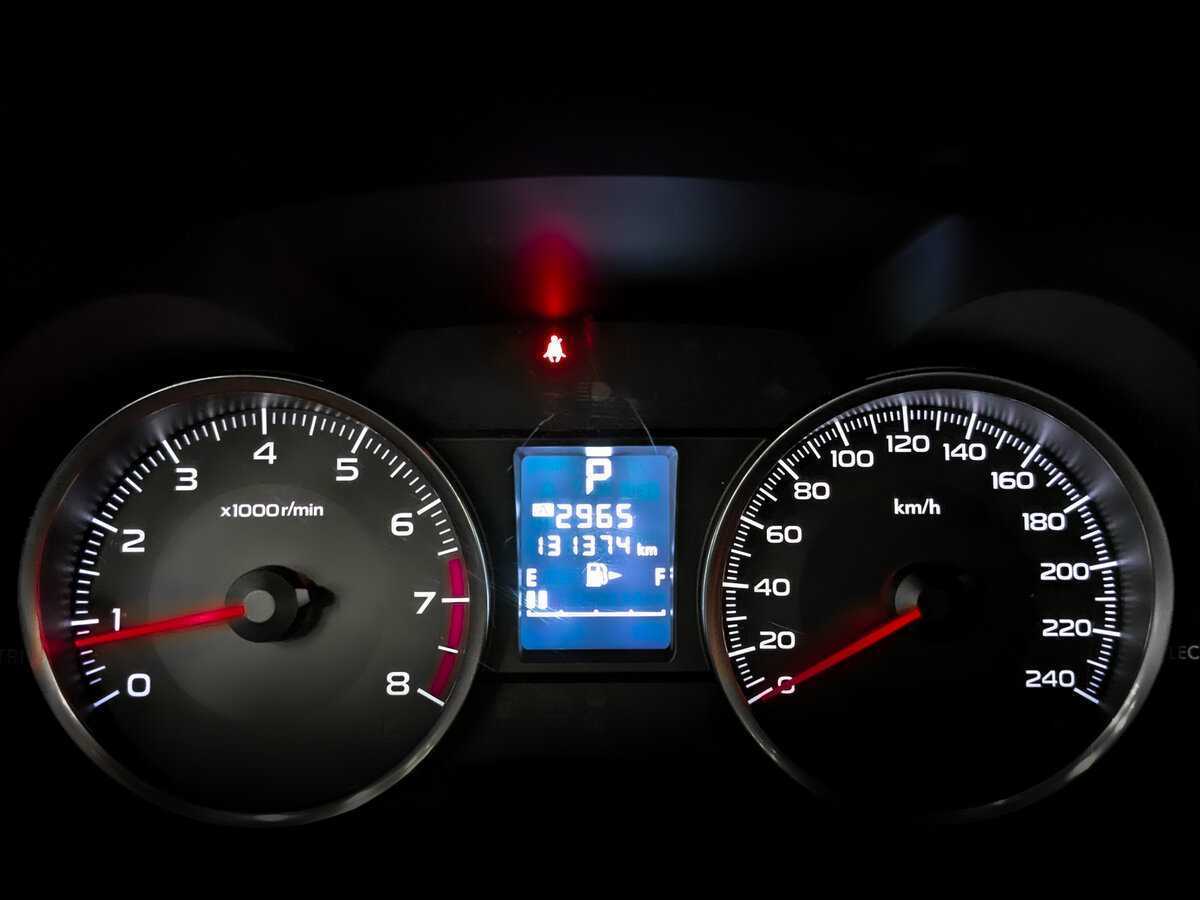 Subaru XV с пробегом — 2013 год. Фото: #12