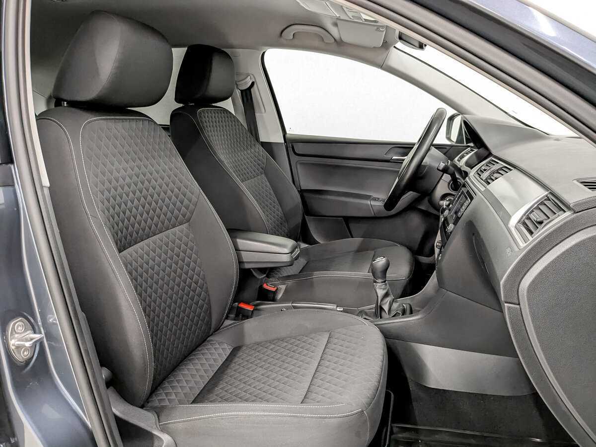 Skoda Rapid с пробегом — 2016 год. Фото: #20