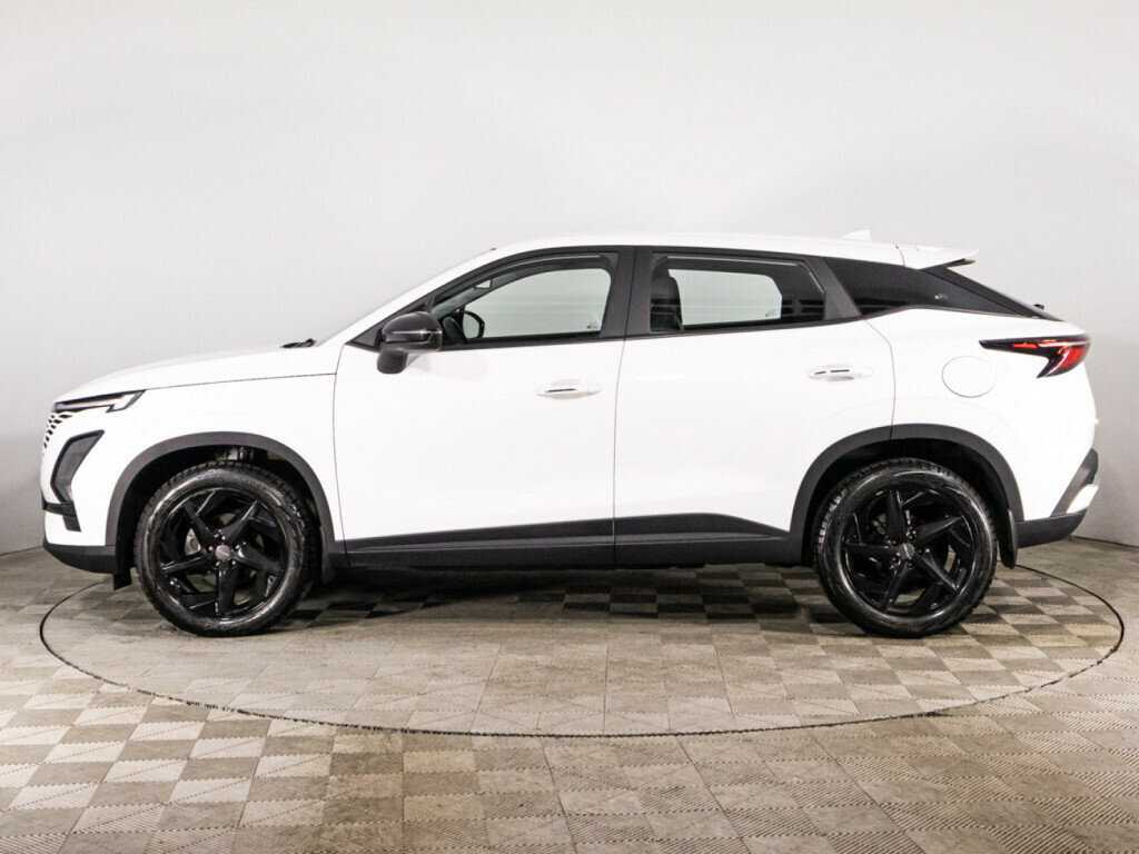 OMODA C5 с пробегом — 2022 год. Фото: #7