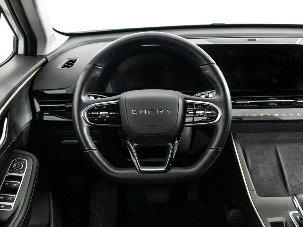 OMODA C5 с пробегом — 2022 год. Фото: #18