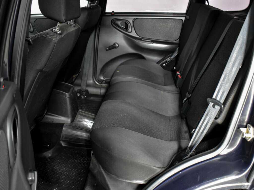 Chevrolet Niva с пробегом — 2017 год. Фото: #9