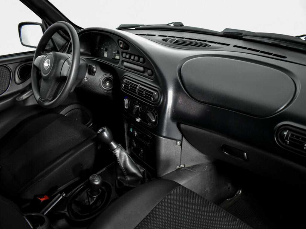 Chevrolet Niva с пробегом — 2017 год. Фото: #10