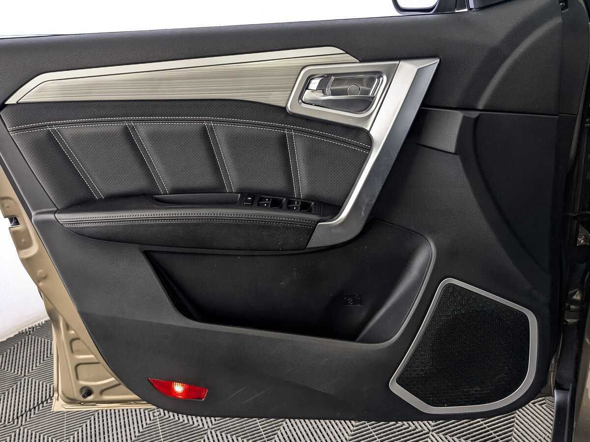 Geely Emgrand X7 с пробегом — 2019 год. Фото: #18