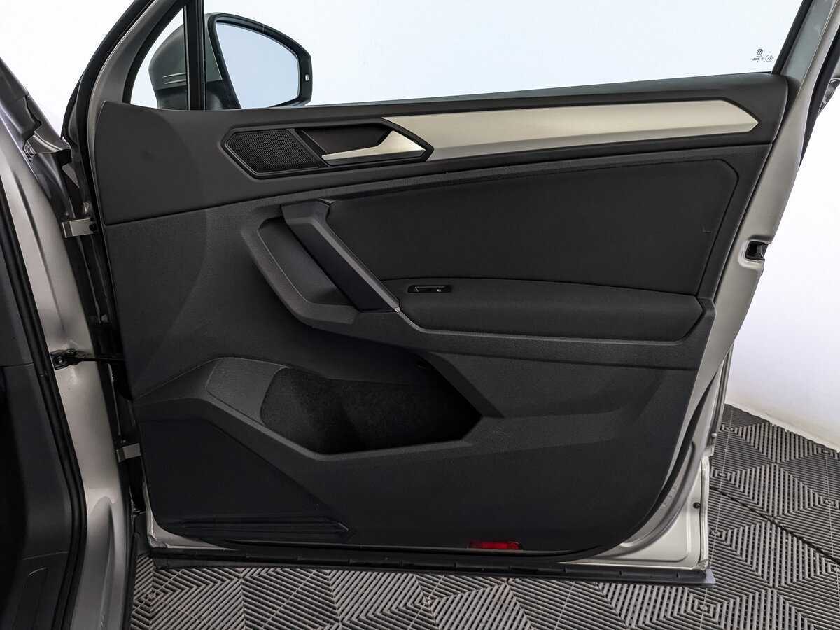 Volkswagen Tiguan с пробегом — 2020 год. Фото: #24