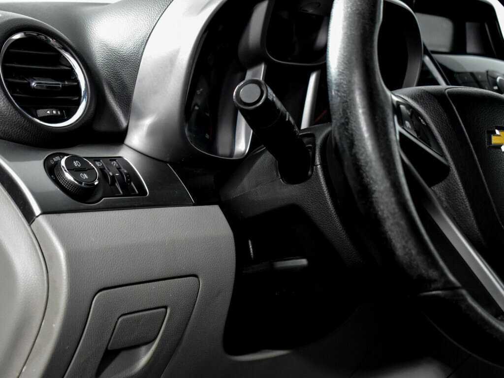 Chevrolet Orlando с пробегом — 2012 год. Фото: #7