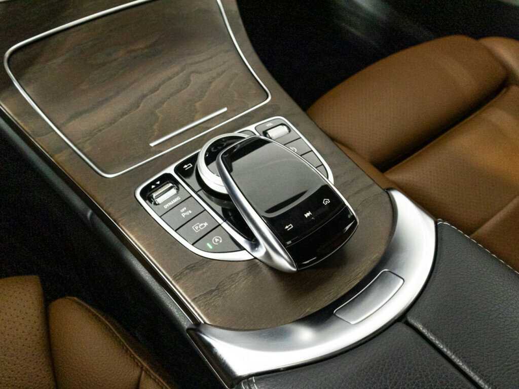 Mercedes-Benz C-Класс с пробегом — 2019 год. Фото: #16