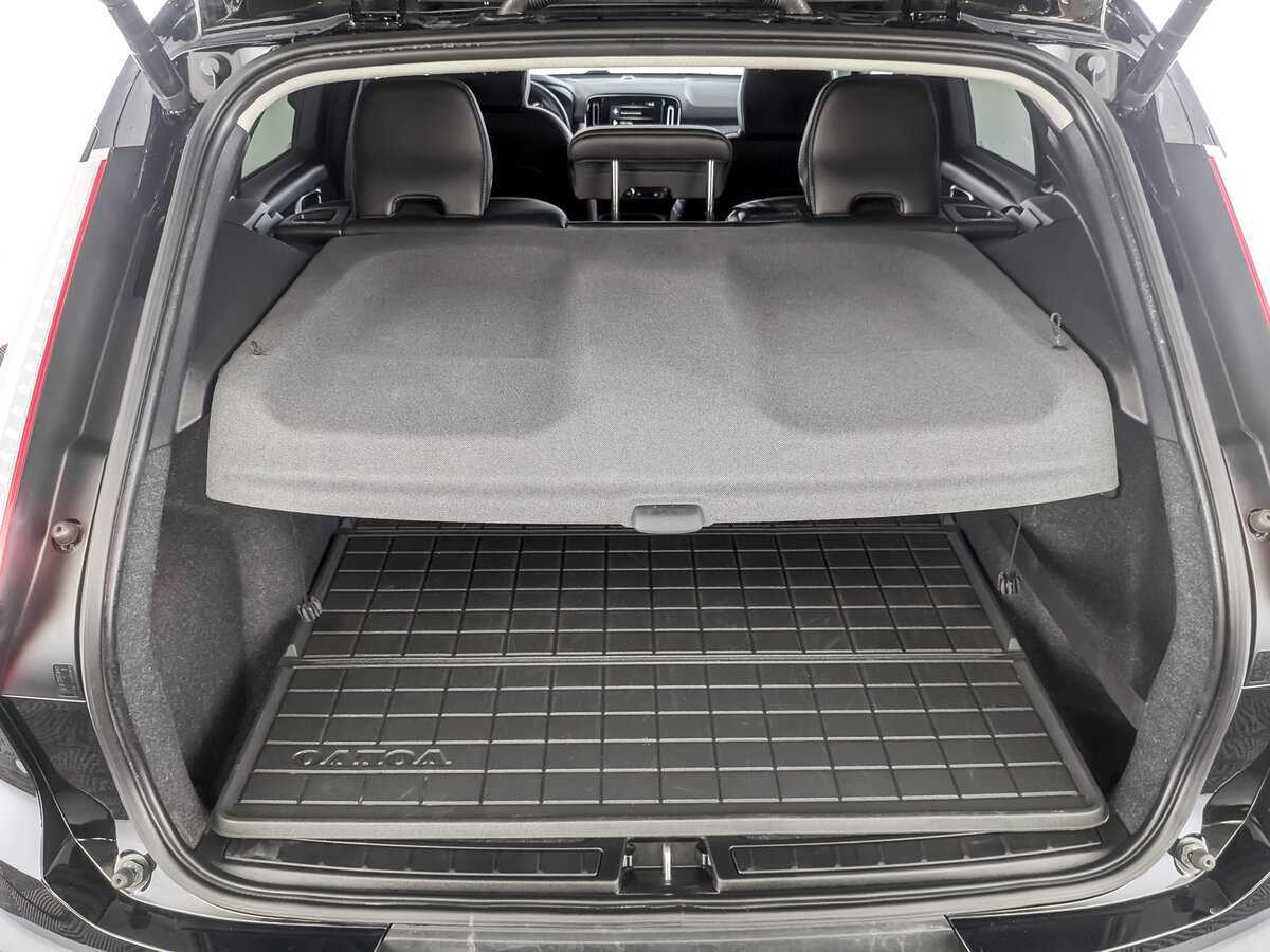 Volvo XC40 с пробегом — 2019 год. Фото: #9