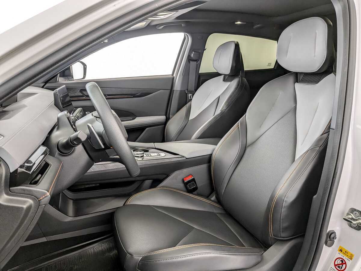 Changan UNI-V с пробегом — 2023 год. Фото: #17