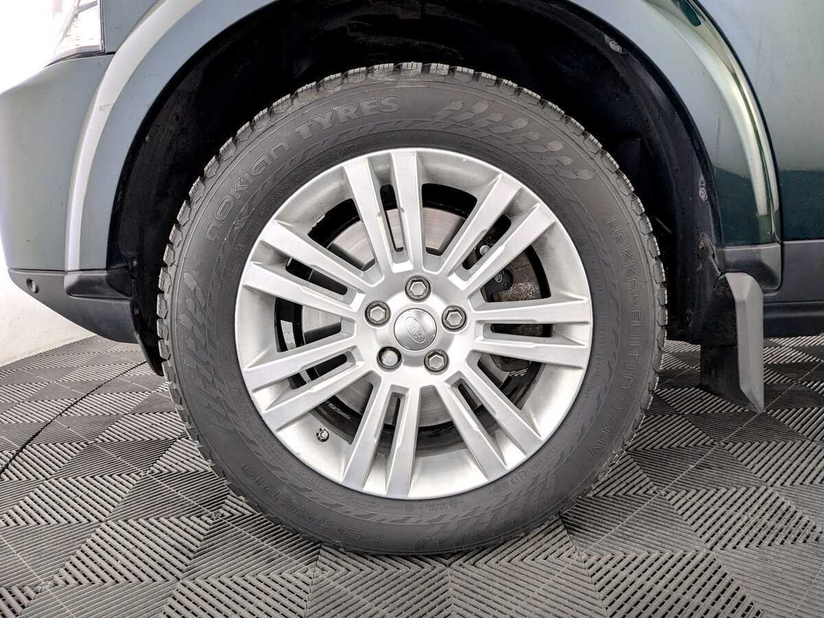Land Rover Discovery с пробегом — 2014 год. Фото: #17