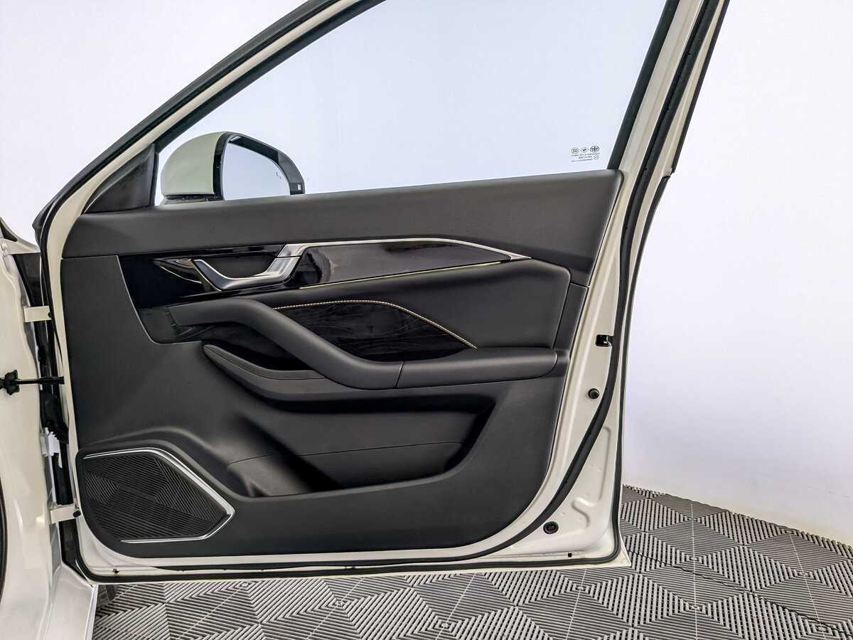 FAW Bestune B70 с пробегом — 2023 год. Фото: #21