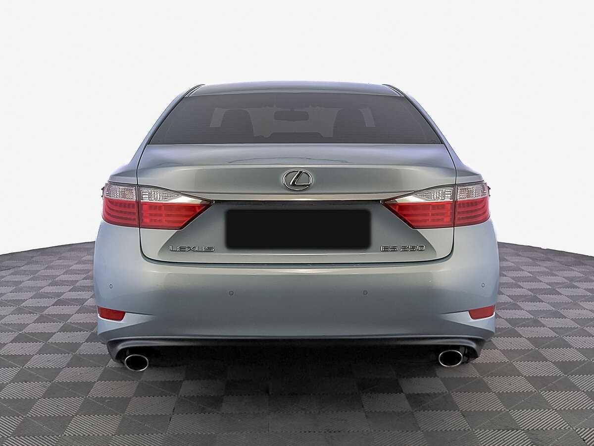 Lexus ES с пробегом — 2014 год. Фото: #5