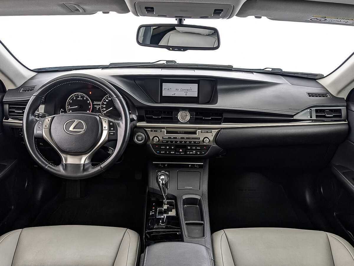 Lexus ES с пробегом — 2014 год. Фото: #13