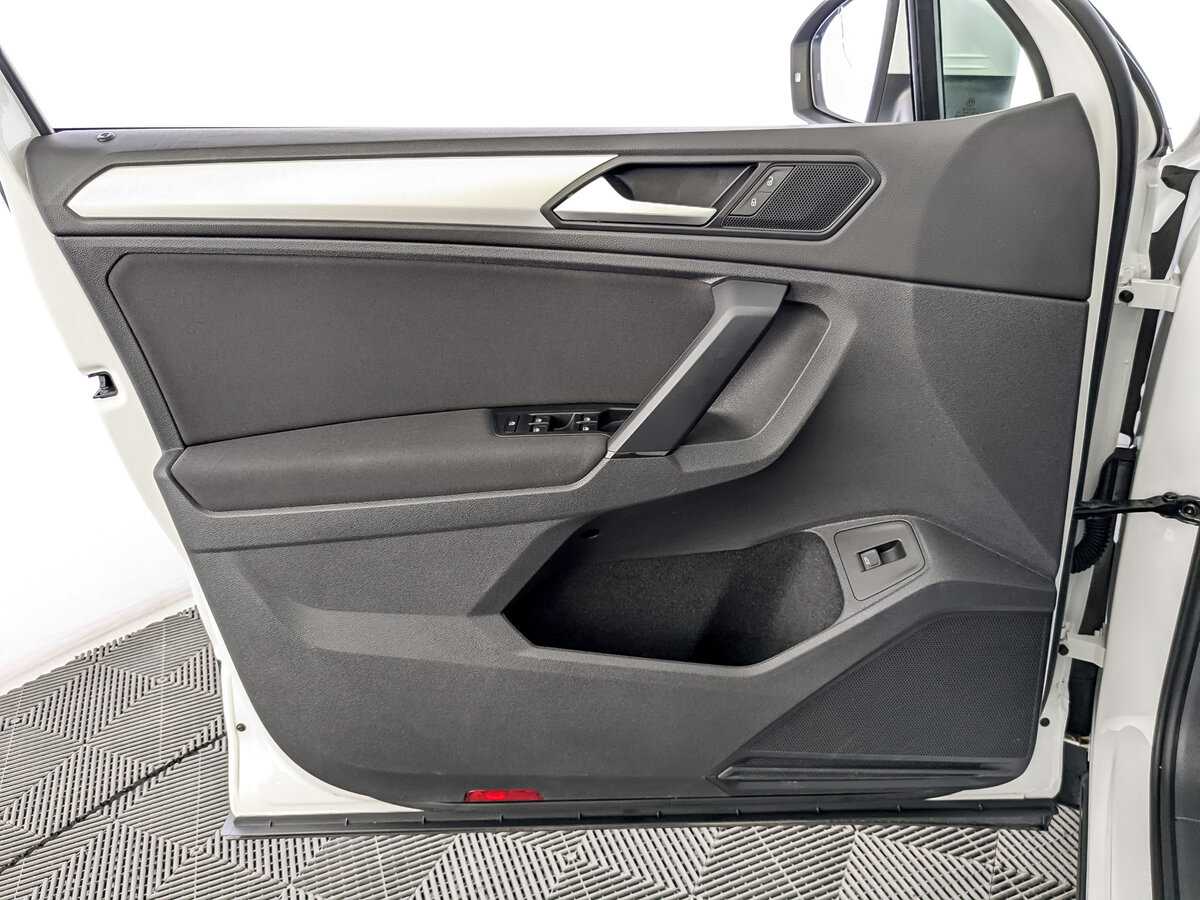 Volkswagen Tiguan с пробегом — 2020 год. Фото: #18