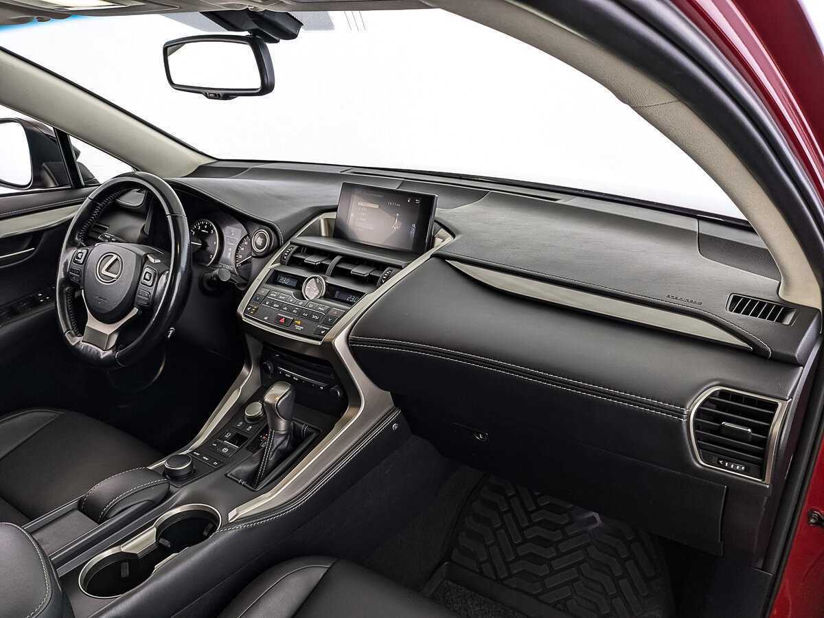 Lexus NX с пробегом — 2017 год. Фото: #12