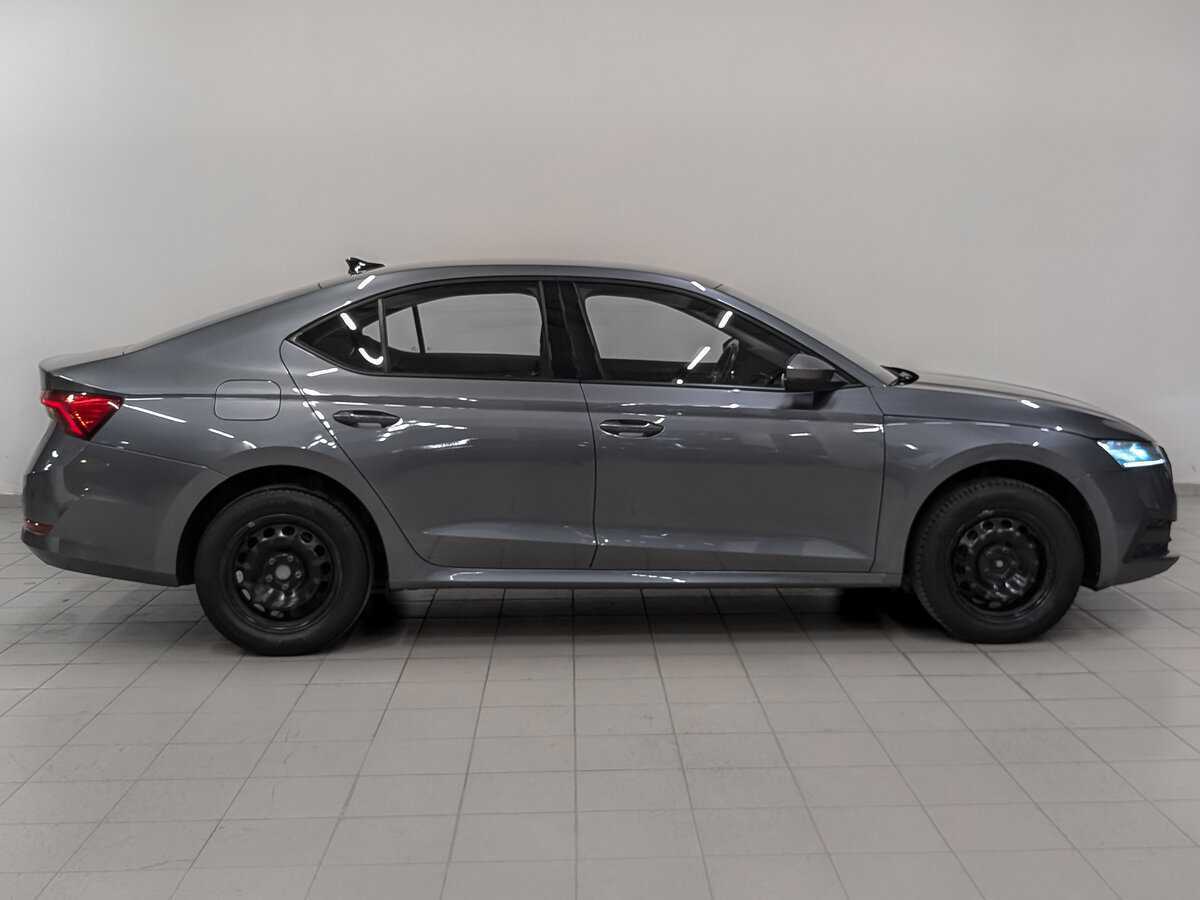 Skoda Octavia с пробегом — 2021 год. Фото: #3