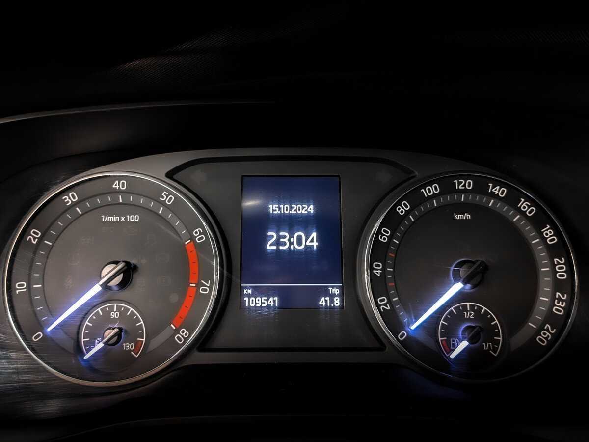 Skoda Octavia с пробегом — 2021 год. Фото: #12