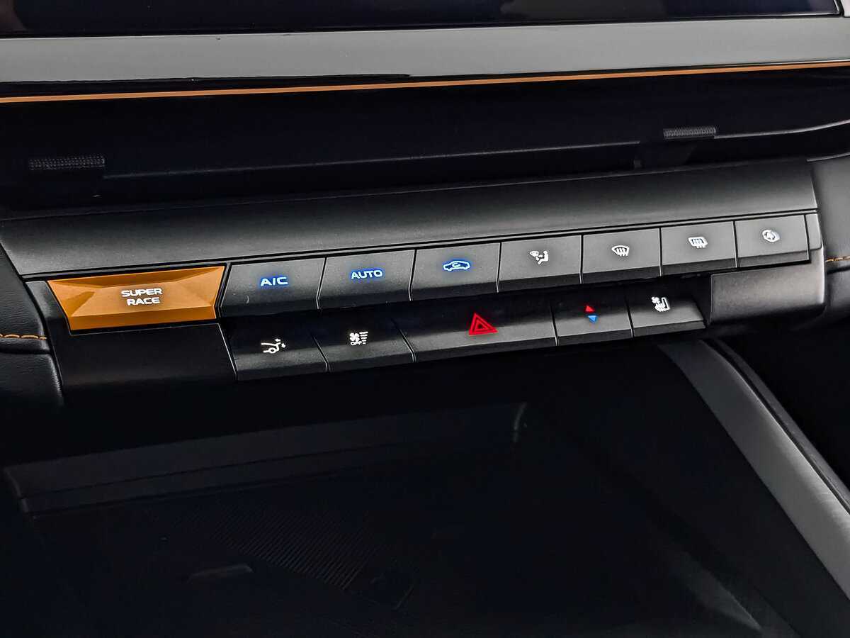 Changan UNI-V с пробегом — 2023 год. Фото: #20