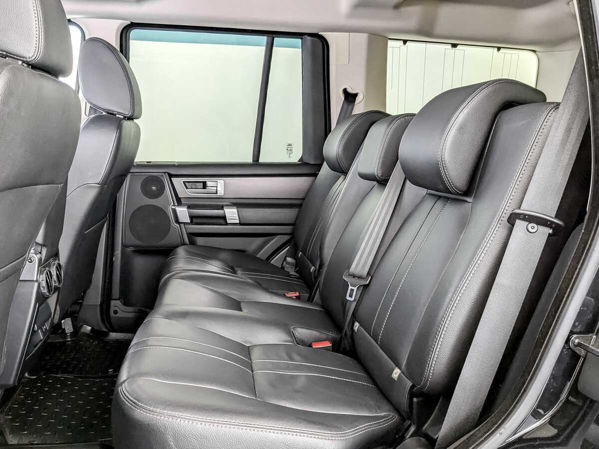 Land Rover Discovery с пробегом — 2015 год. Фото: #10