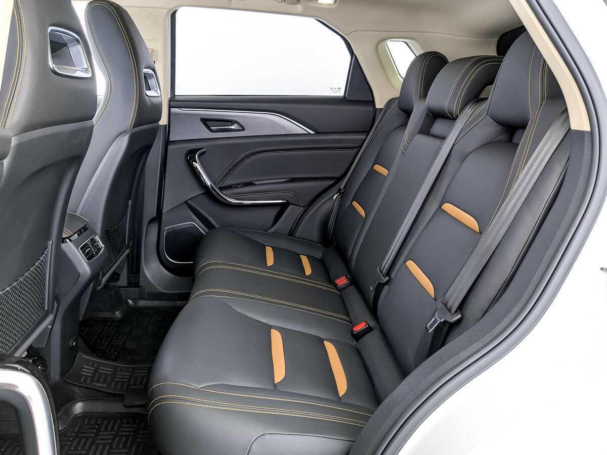 FAW Bestune T77 с пробегом — 2021 год. Фото: #9