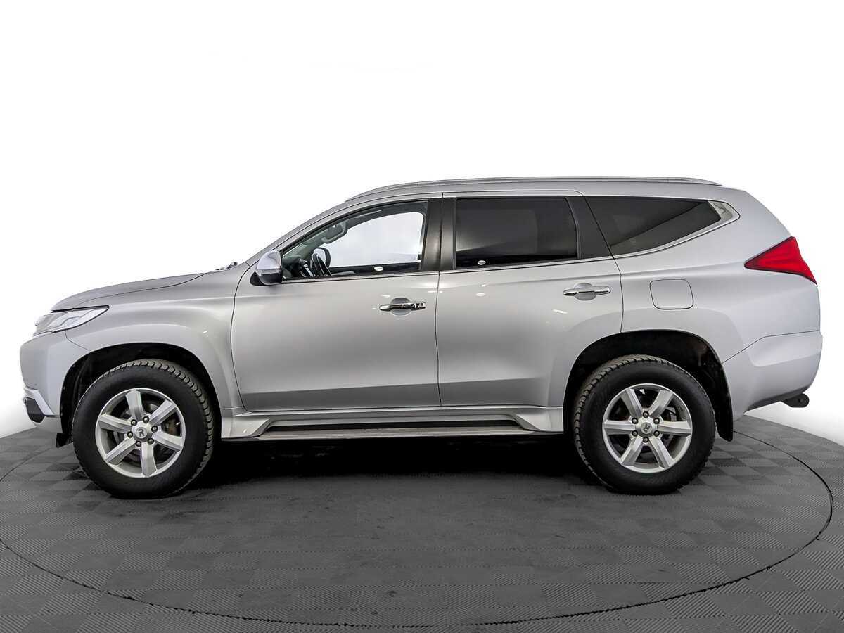 Mitsubishi Pajero Sport с пробегом — 2018 год. Фото: #7