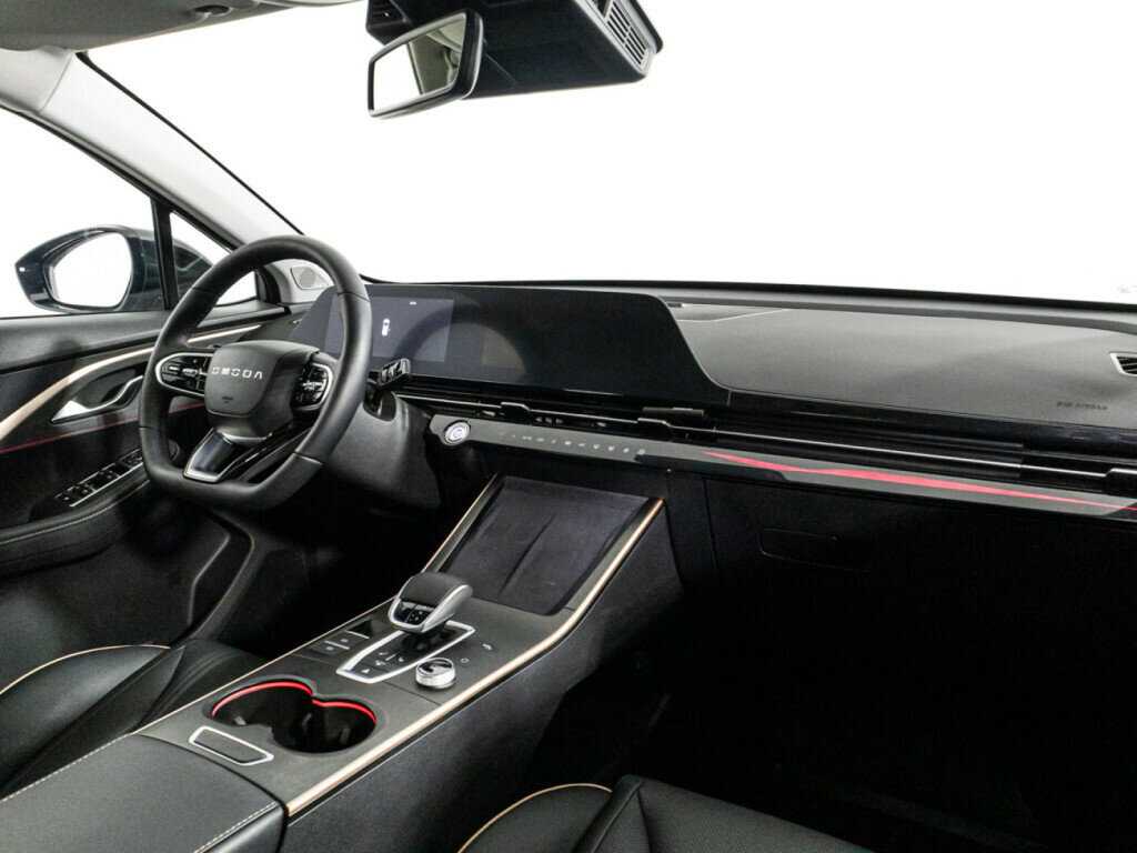 OMODA C5 с пробегом — 2023 год. Фото: #8