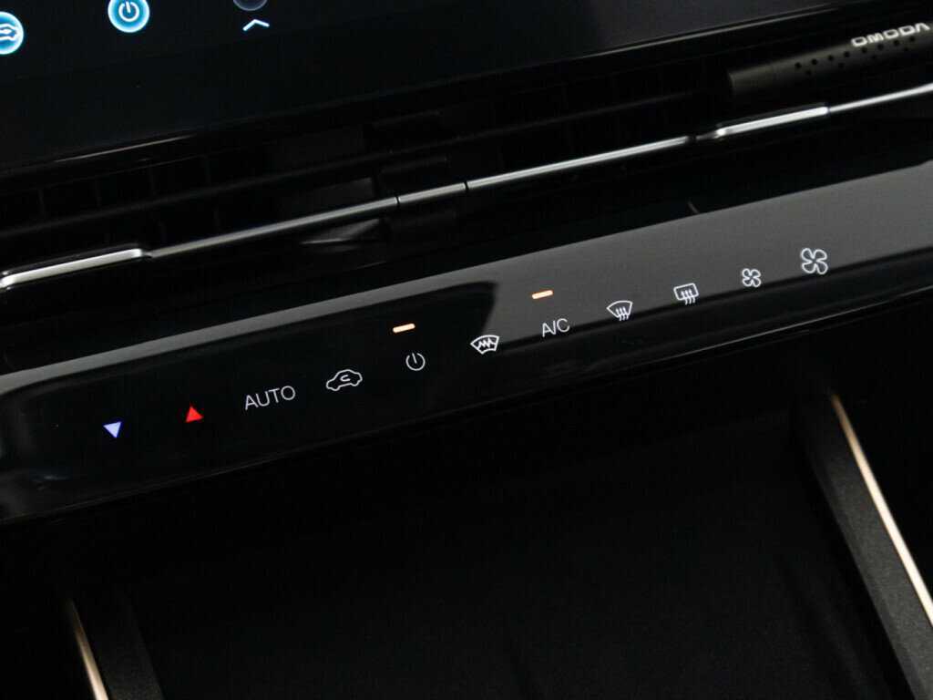 OMODA C5 с пробегом — 2023 год. Фото: #17