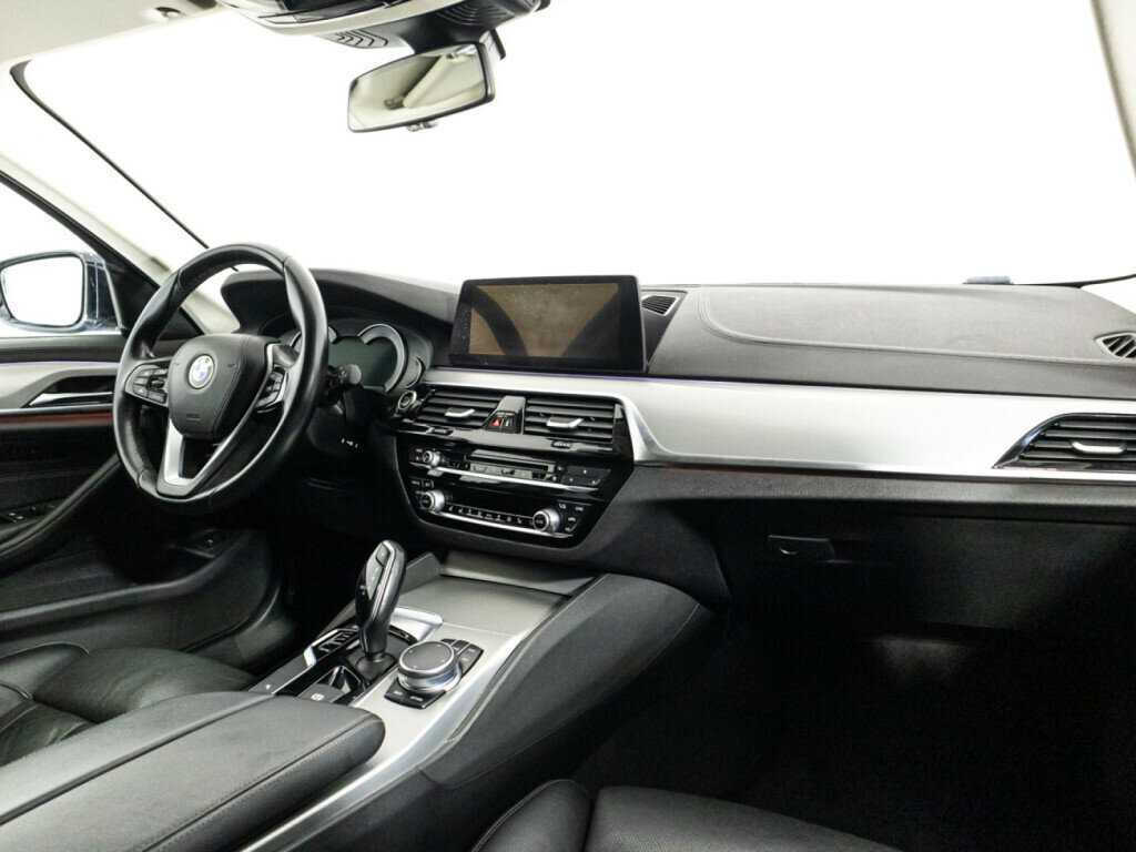 BMW 5 серии с пробегом — 2018 год. Фото: #8