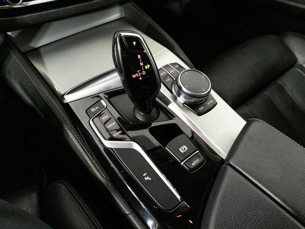 BMW 5 серии с пробегом — 2018 год. Фото: #21