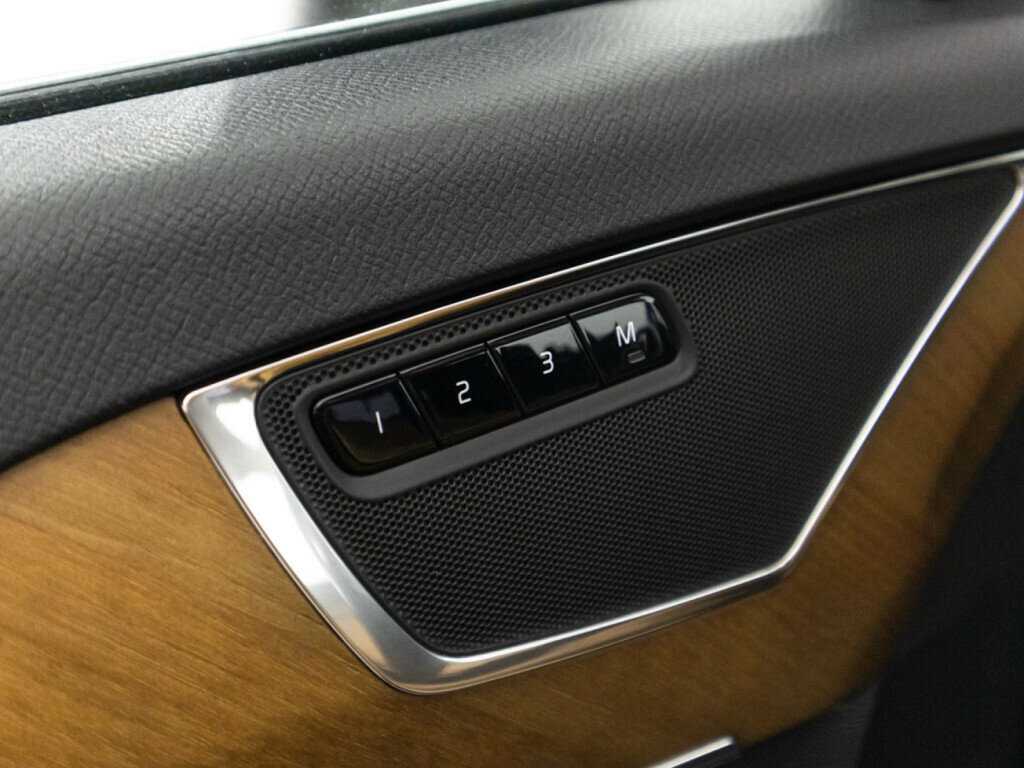 Volvo XC90 с пробегом — 2015 год. Фото: #19