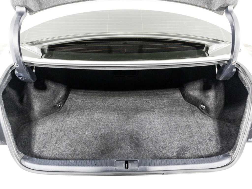 Lexus ES с пробегом — 2013 год. Фото: #14