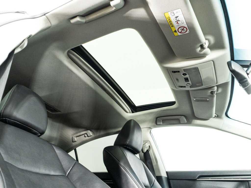 Lexus ES с пробегом — 2013 год. Фото: #19