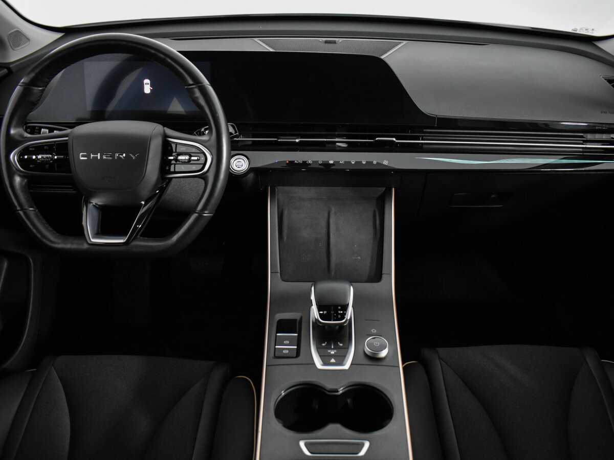 OMODA C5 с пробегом — 2022 год. Фото: #15