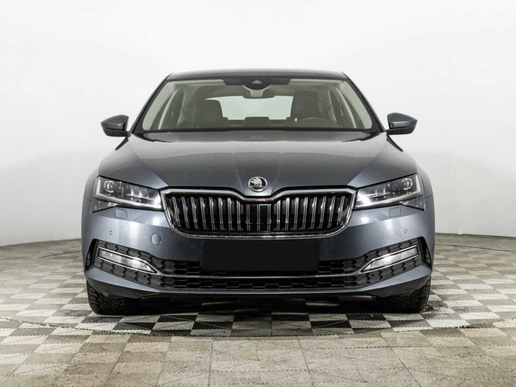 Skoda Superb с пробегом — 2020 год. Фото: #1