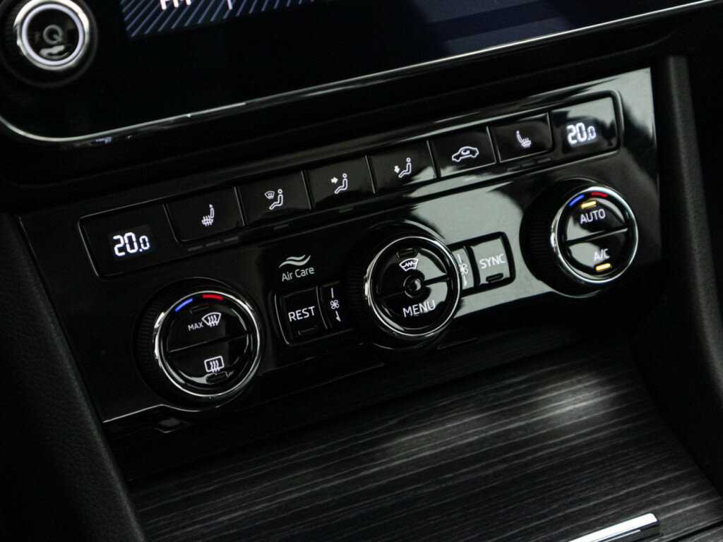 Skoda Superb с пробегом — 2020 год. Фото: #14