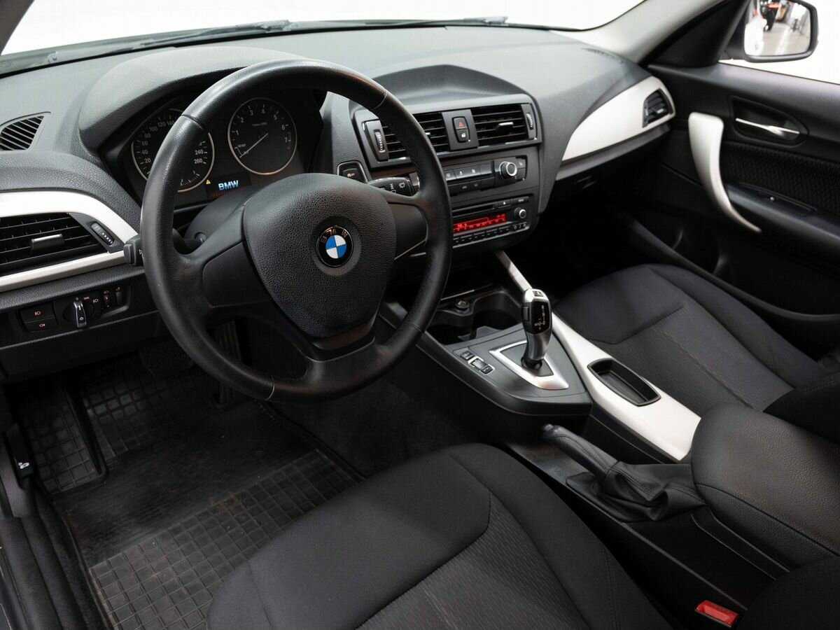 BMW 1 серии с пробегом — 2013 год. Фото: #4