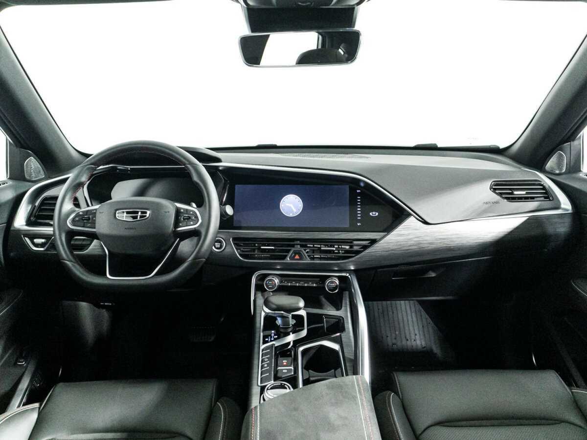 Geely Tugella с пробегом — 2022 год. Фото: #12