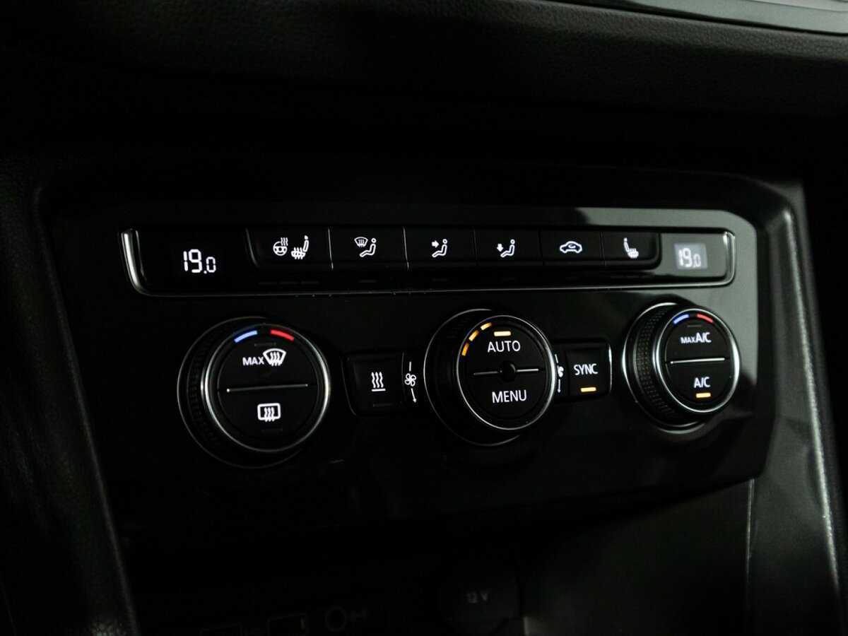 Volkswagen Tiguan с пробегом — 2018 год. Фото: #20