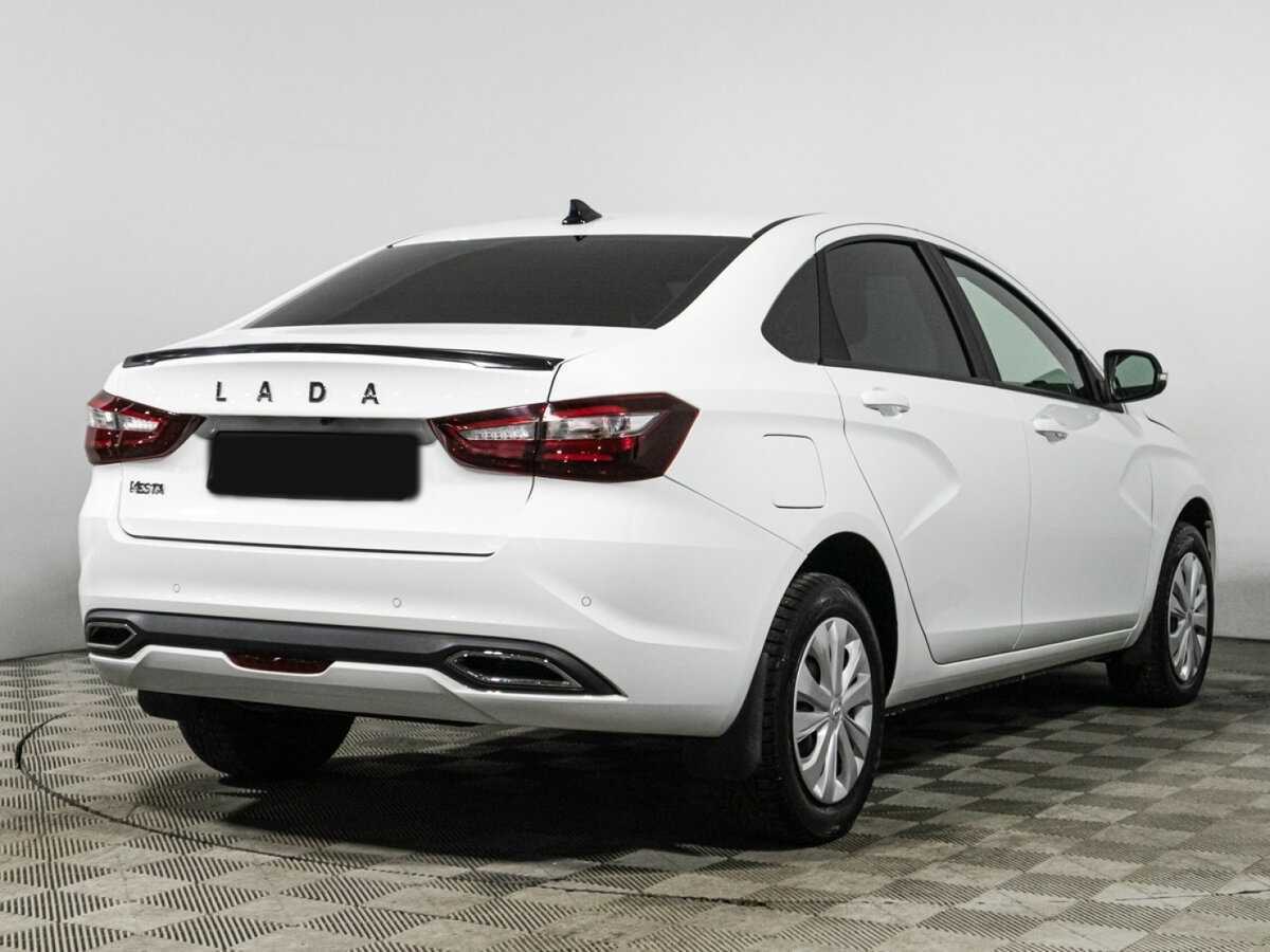 Lada (ВАЗ) Vesta с пробегом — 2024 год. Фото: #4