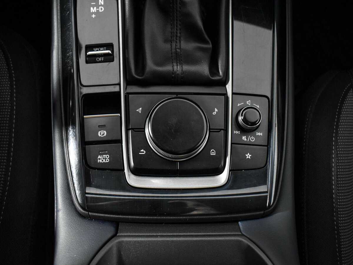 Mazda CX-30 с пробегом — 2020 год. Фото: #9