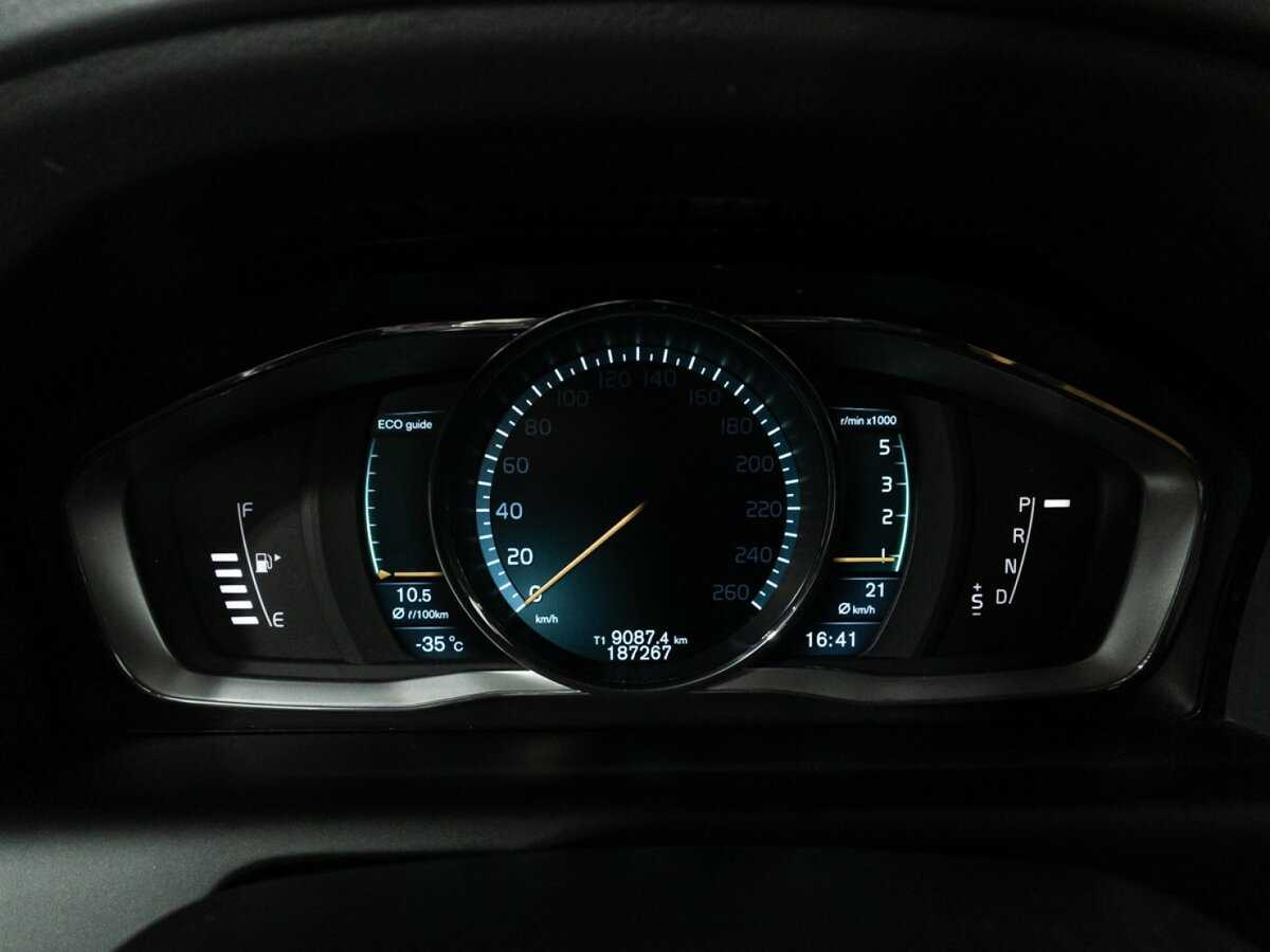 Volvo XC60 с пробегом — 2014 год. Фото: #11