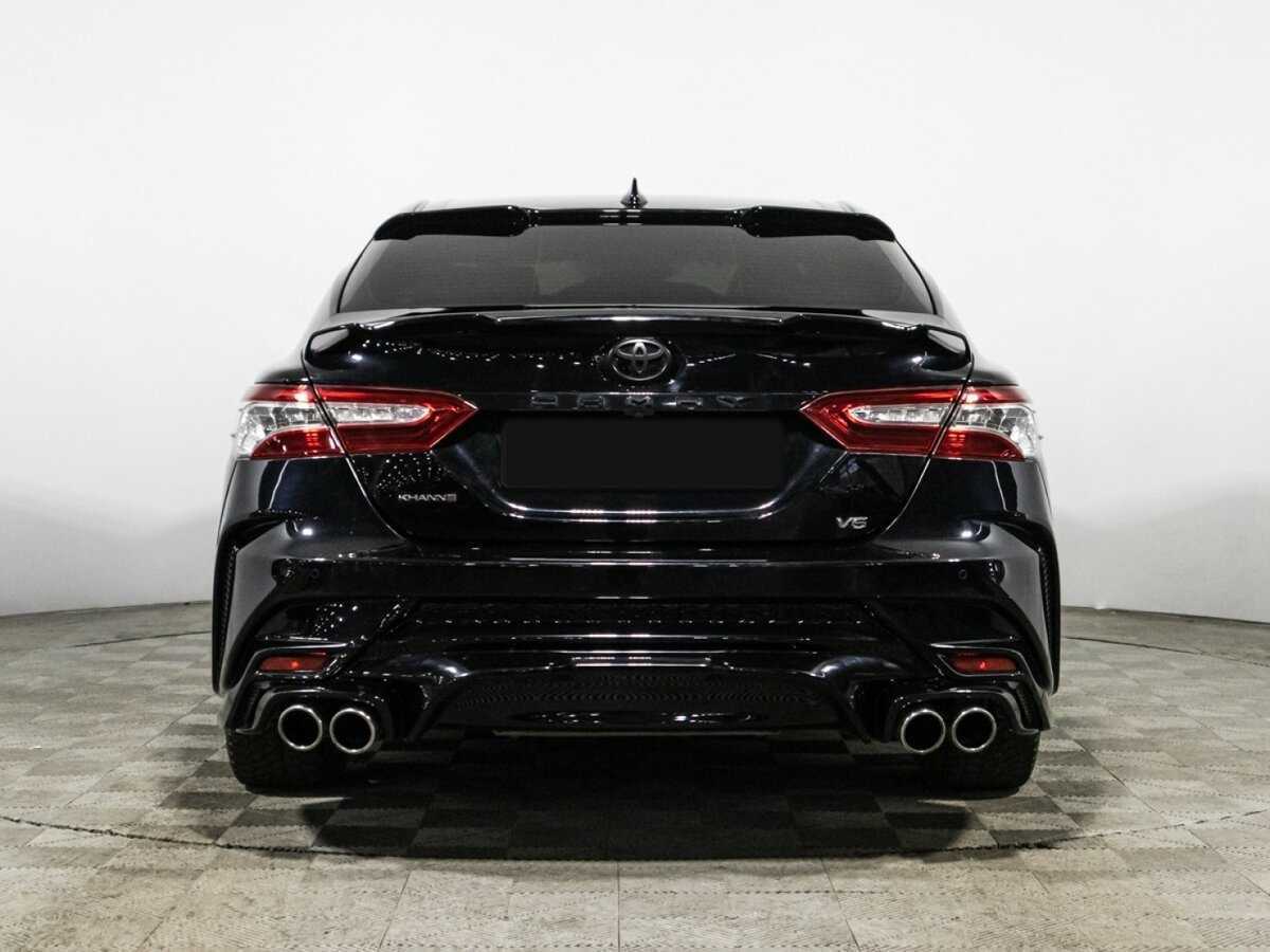 Toyota Camry с пробегом — 2018 год. Фото: #5