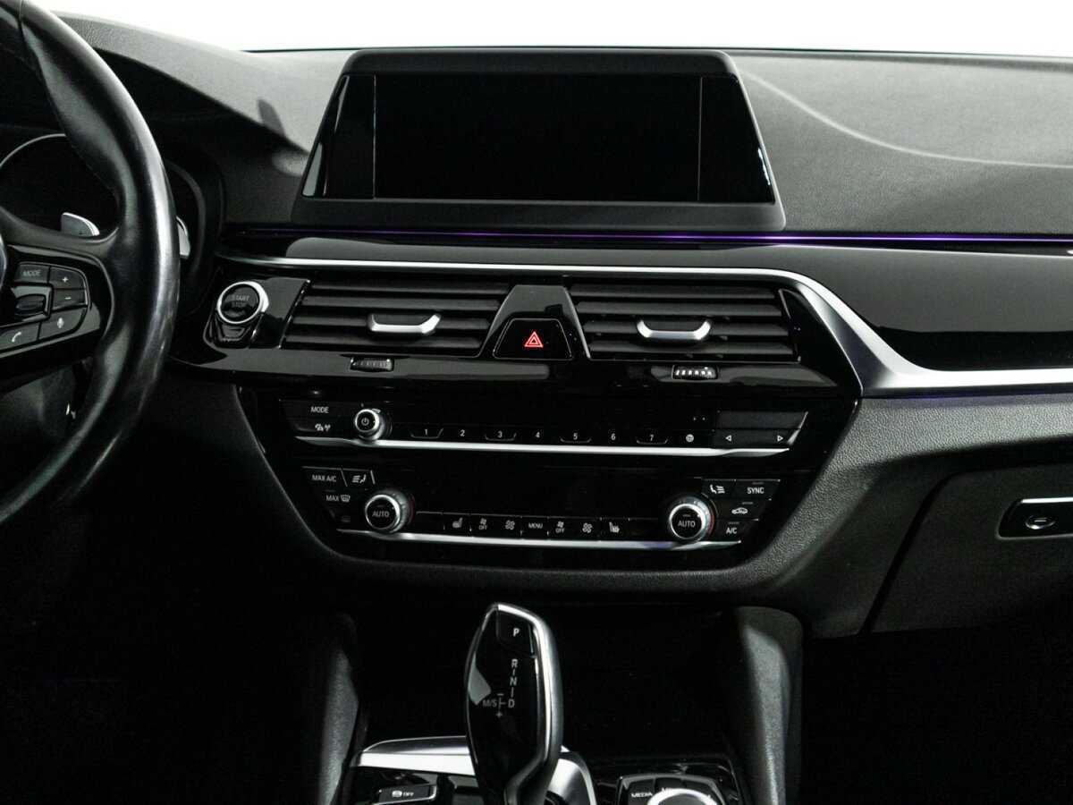 BMW 5 серии с пробегом — 2018 год. Фото: #13