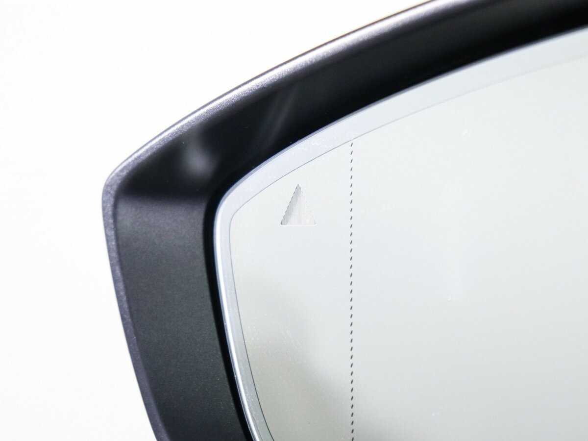 Mazda CX-30 с пробегом — 2020 год. Фото: #21