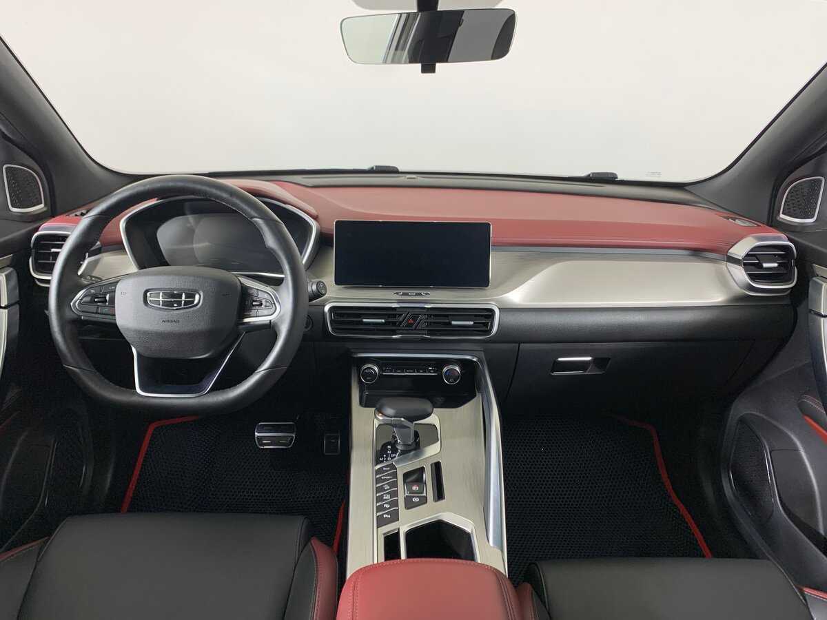 Geely Coolray с пробегом — 2023 год. Фото: #11