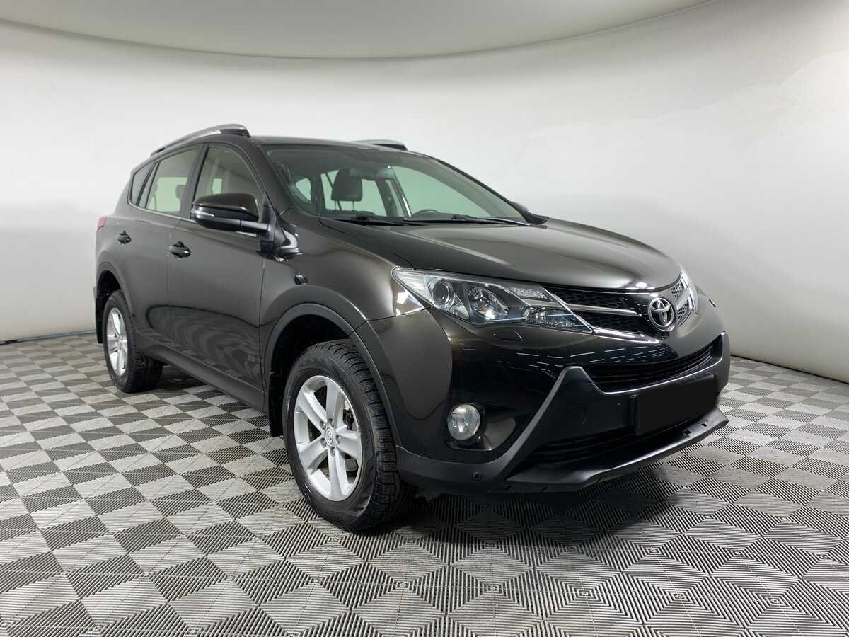 Toyota RAV4 с пробегом — 2014 год. Фото: #2