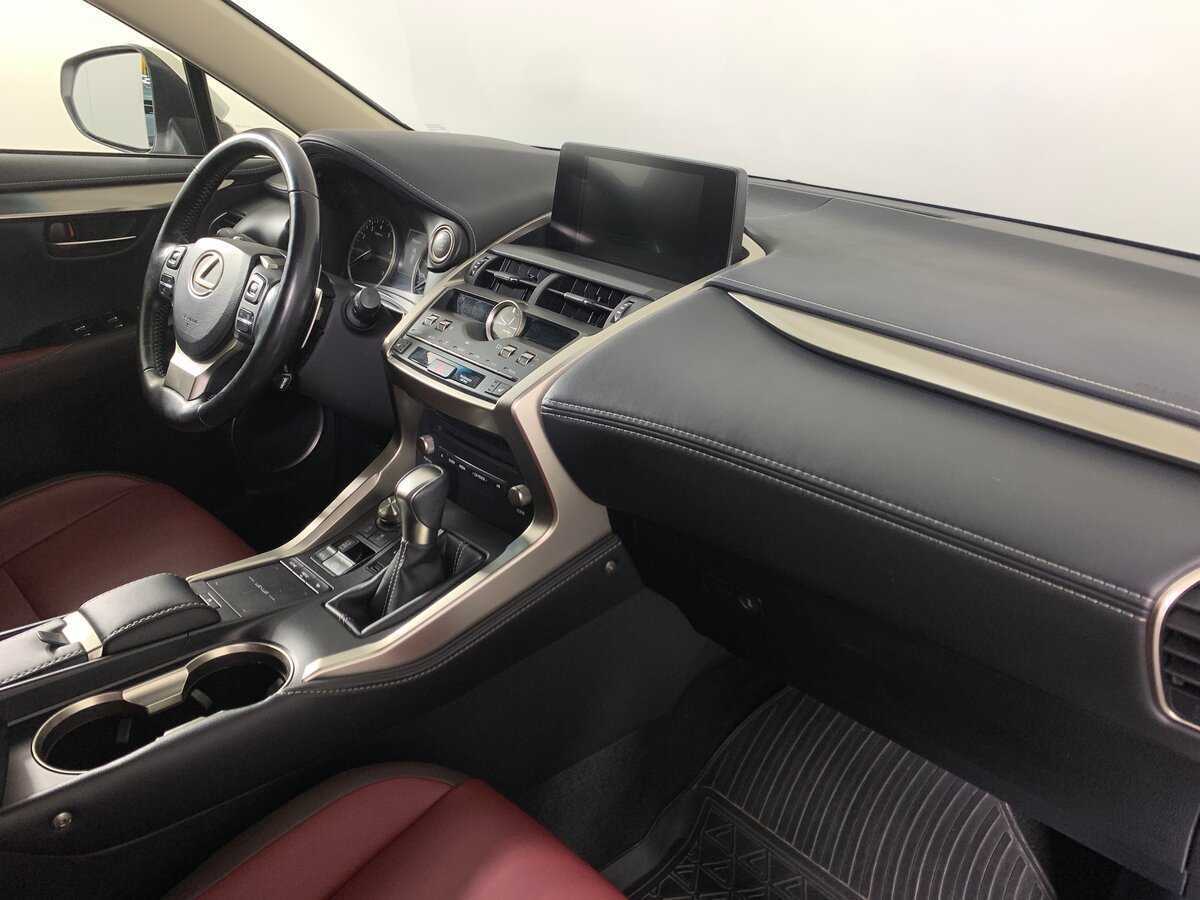 Lexus NX с пробегом — 2017 год. Фото: #12