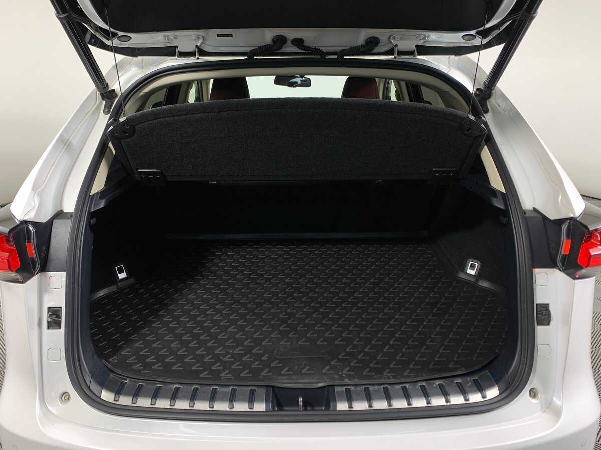 Lexus NX с пробегом — 2017 год. Фото: #18