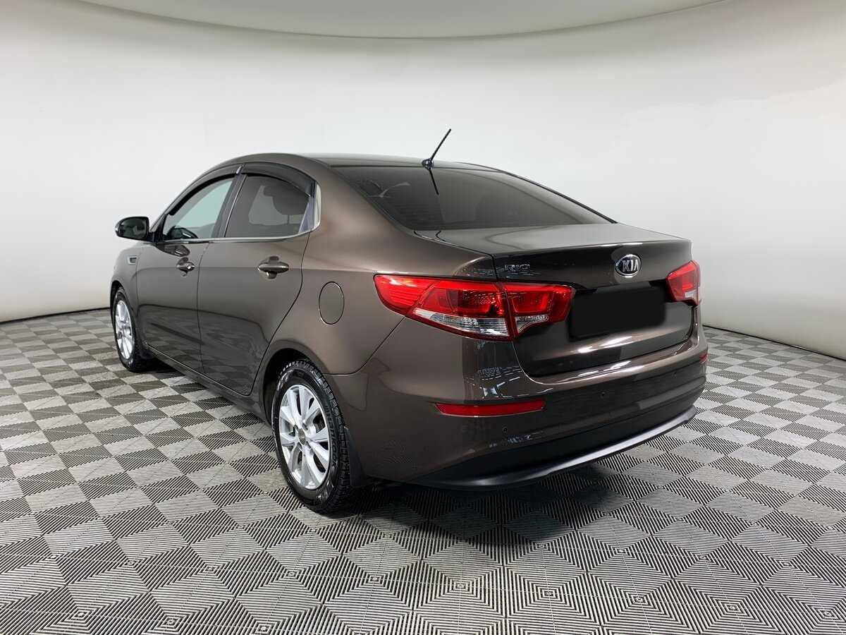 Kia Rio с пробегом — 2016 год. Фото: #6