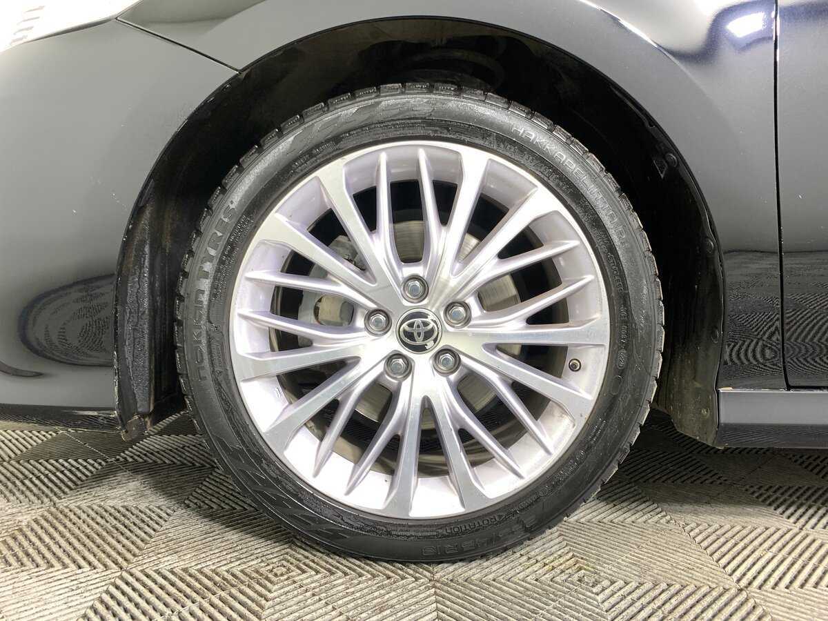 Toyota Camry с пробегом — 2020 год. Фото: #8